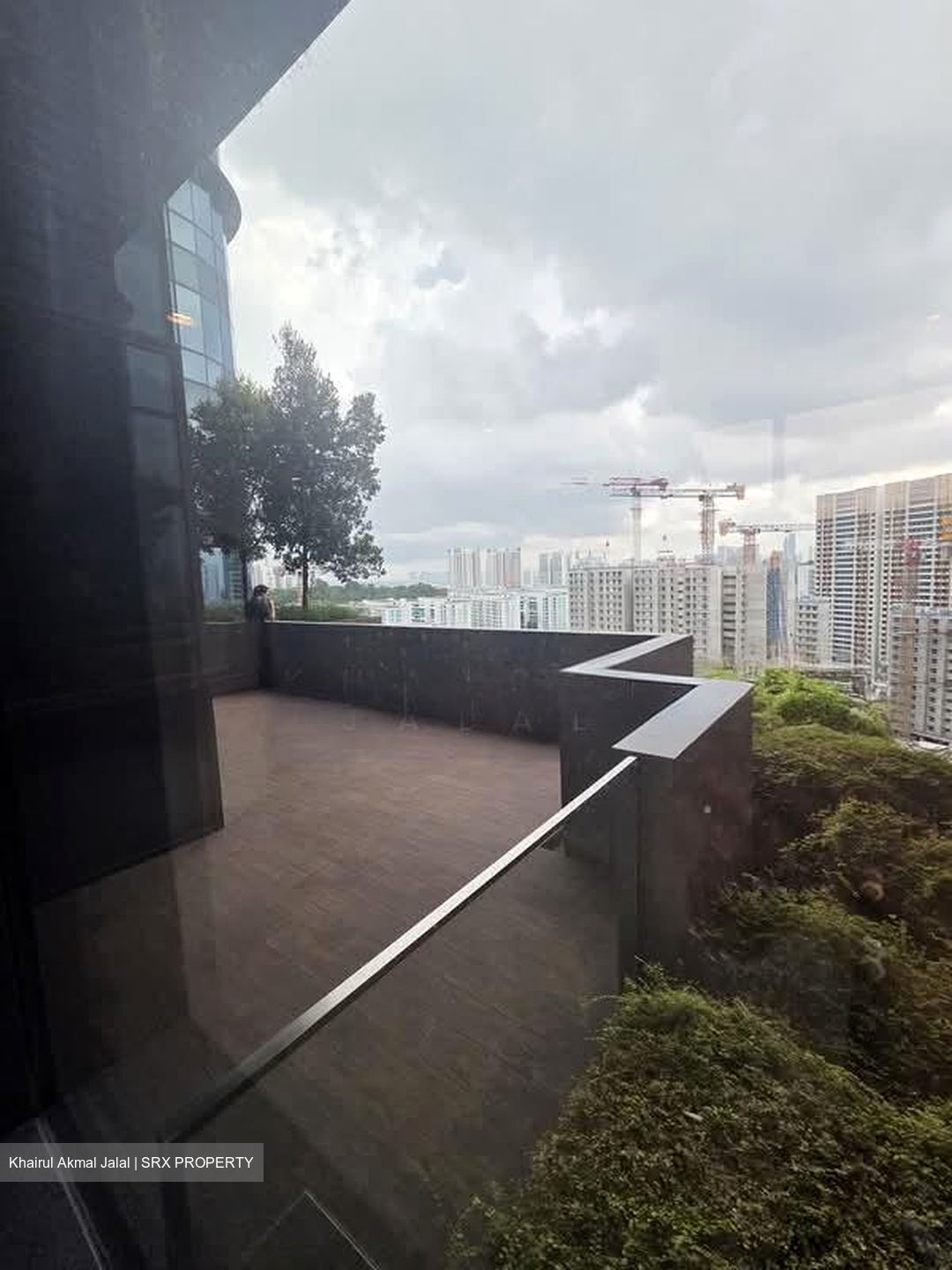 Woods Square (D25), Office #572115541